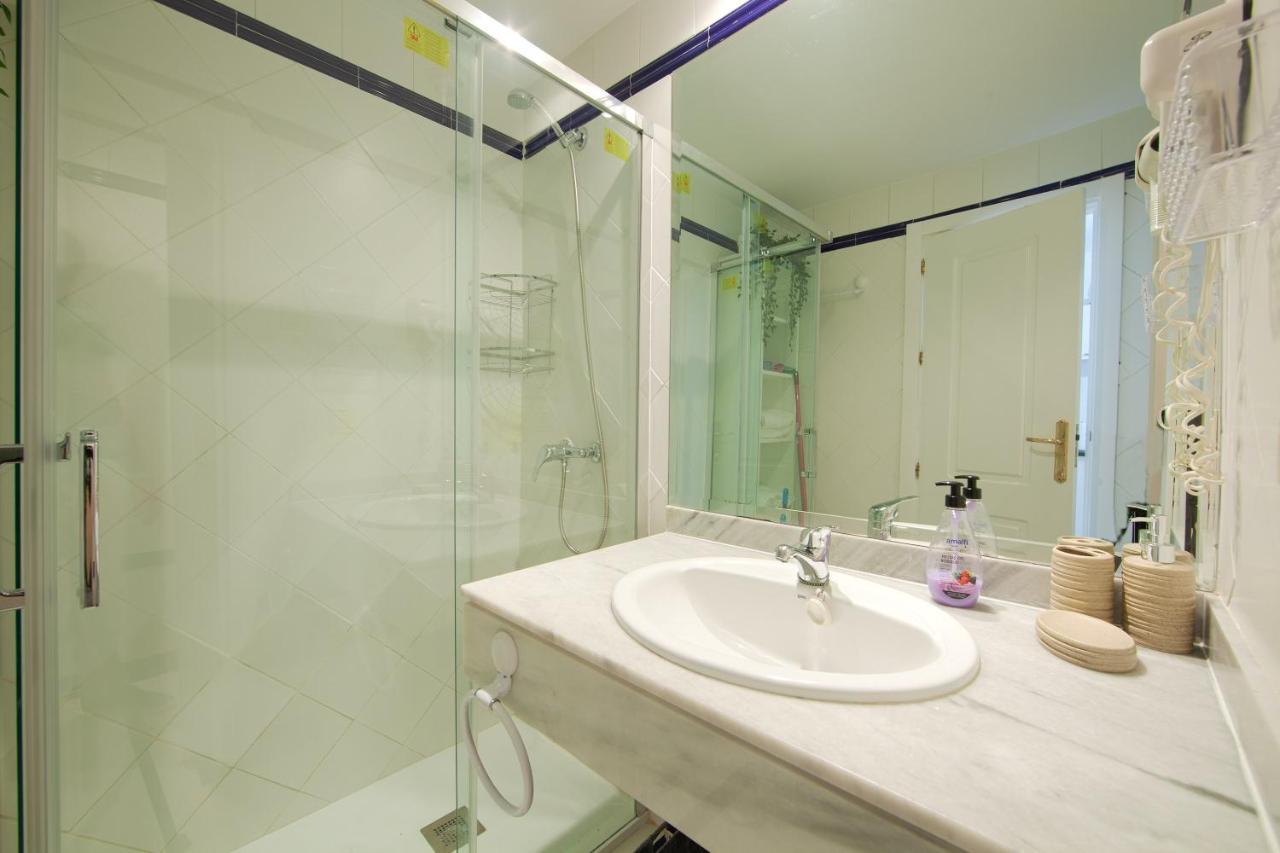 Varios Apartamentos Romana Playa Elviria Марбелья Экстерьер фото