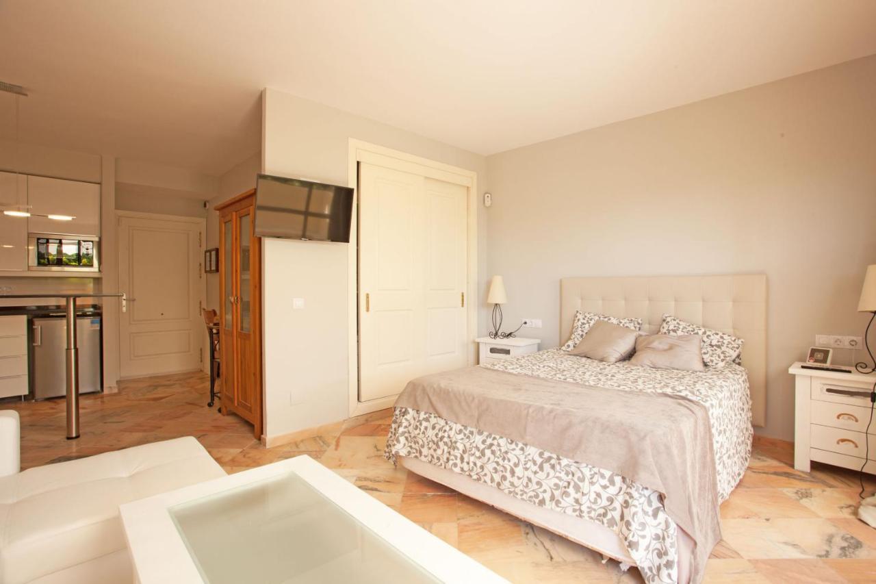Varios Apartamentos Romana Playa Elviria Марбелья Экстерьер фото